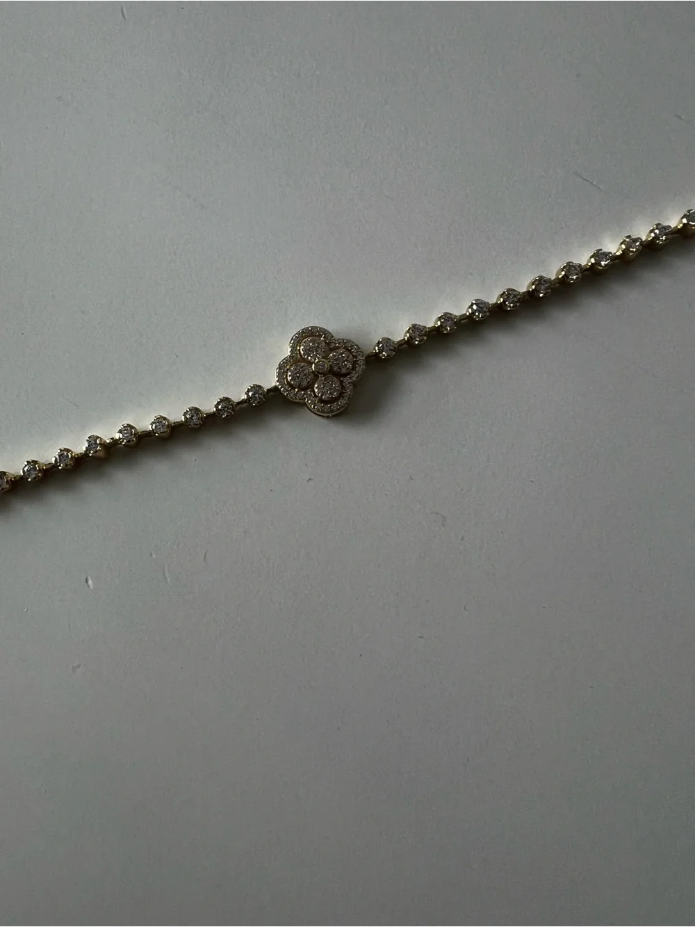 Gold Crystal Clover Tennis Bracelet - Elegant Women's Jewelry